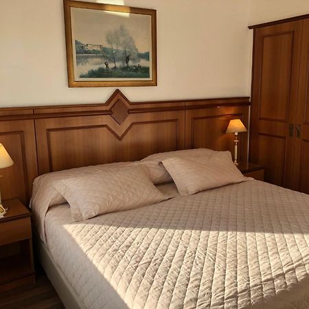 Hotel London Palace Montevideo Buitenkant foto